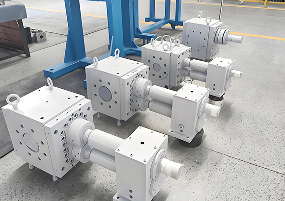 雙軸驅(qū)動熔體泵